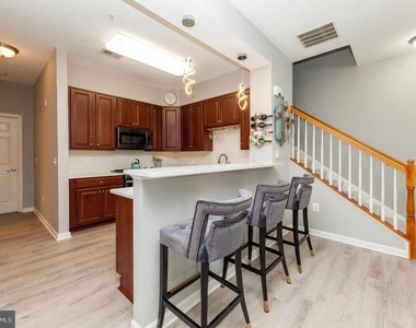 13949 Hollow Wind Way - Photo Thumbnail 1