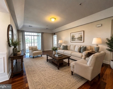 9204 Charleston Drive - Photo Thumbnail 1