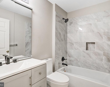 22616 Welborne Manor Square - Photo Thumbnail 33