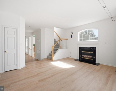 44094 Saxony Terrace - Photo Thumbnail 22