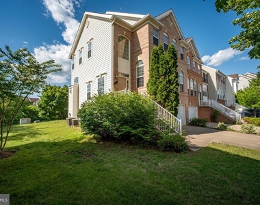 44094 Saxony Terrace - Photo Thumbnail 3