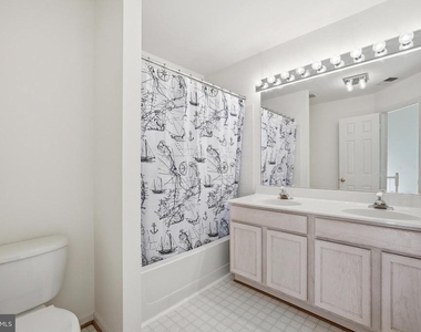 44094 Saxony Terrace - Photo Thumbnail 40