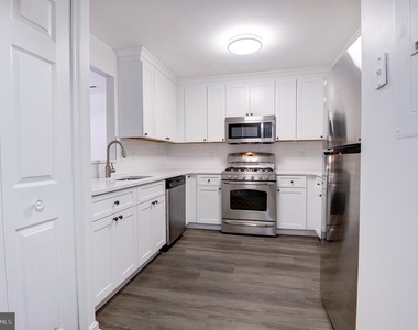 20600 Cornstalk Terrace - Photo Thumbnail 12