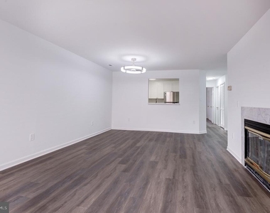 20600 Cornstalk Terrace - Photo Thumbnail 4