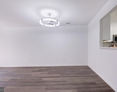 20600 Cornstalk Terrace - Photo Thumbnail 5