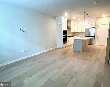 43513 Madison Springs Terrace - Photo Thumbnail 5