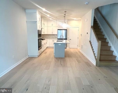 43513 Madison Springs Terrace - Photo Thumbnail 4
