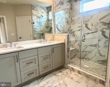 43513 Madison Springs Terrace - Photo Thumbnail 14