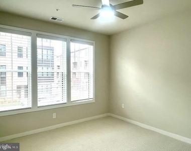 43513 Madison Springs Terrace - Photo Thumbnail 19
