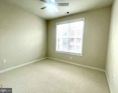 43513 Madison Springs Terrace - Photo Thumbnail 18