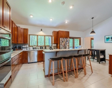 10808 Nicholsridge Road - Photo Thumbnail 14