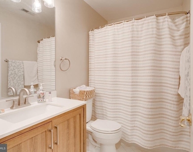 8320 Dockray Court - Photo Thumbnail 24