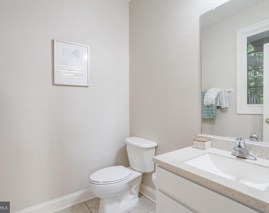 8320 Dockray Court - Photo Thumbnail 11
