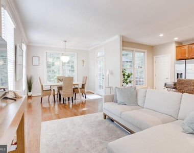8320 Dockray Court - Photo Thumbnail 3