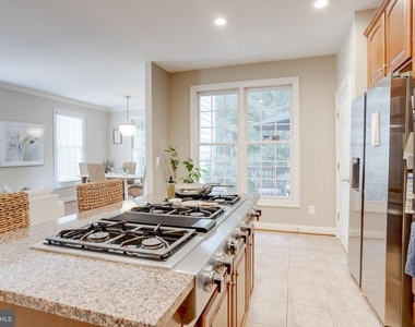 8320 Dockray Court - Photo Thumbnail 2