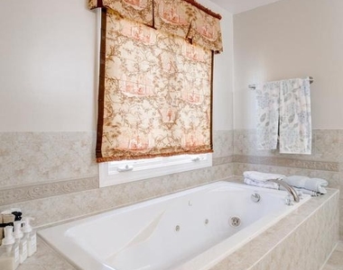 8320 Dockray Court - Photo Thumbnail 22
