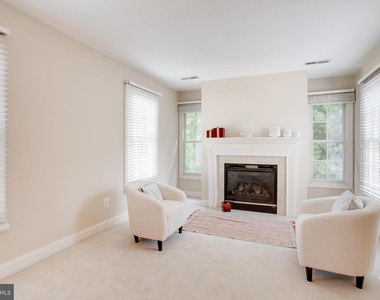 8320 Dockray Court - Photo Thumbnail 18