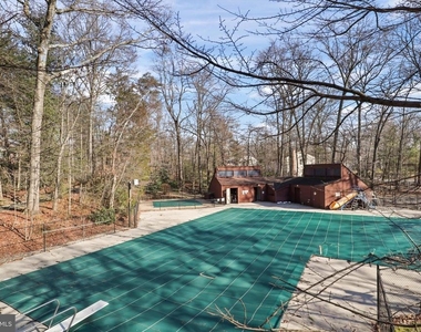 2407 Alsop Court - Photo Thumbnail 35