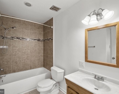 2407 Alsop Court - Photo Thumbnail 21
