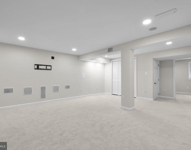 2407 Alsop Court - Photo Thumbnail 26