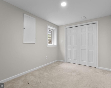 2407 Alsop Court - Photo Thumbnail 29