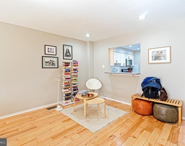 11502 Sunder Court - Photo Thumbnail 12
