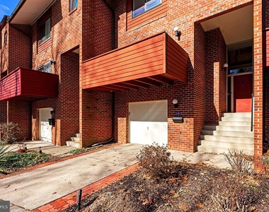 11502 Sunder Court - Photo Thumbnail 1