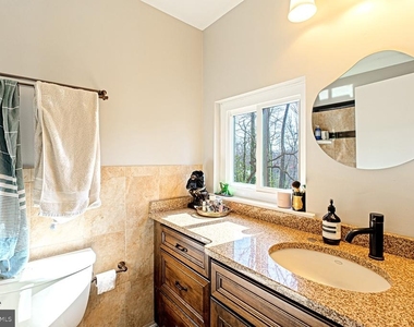 11502 Sunder Court - Photo Thumbnail 27