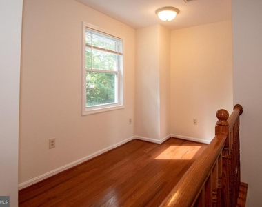 6733 Gouthier Road - Photo Thumbnail 10