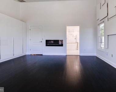 1628 Great Falls Street - Photo Thumbnail 35