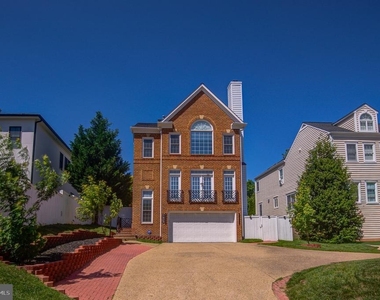 1628 Great Falls Street - Photo Thumbnail 59