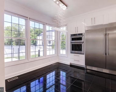 1628 Great Falls Street - Photo Thumbnail 20