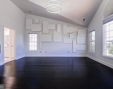 1628 Great Falls Street - Photo Thumbnail 31