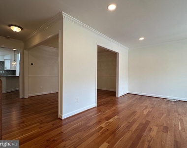 6809 Mclean Province Circle - Photo Thumbnail 5
