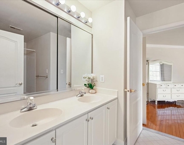 10243 Brittenford Drive - Photo Thumbnail 34