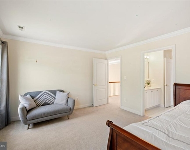 10243 Brittenford Drive - Photo Thumbnail 33