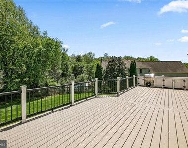 10243 Brittenford Drive - Photo Thumbnail 3