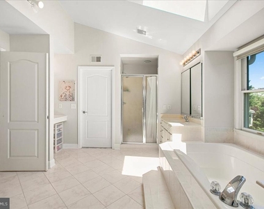 10243 Brittenford Drive - Photo Thumbnail 42