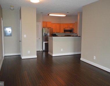 13058 Autumn Woods Way - Photo Thumbnail 9