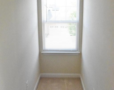 1310 Walker Drive - Photo Thumbnail 15