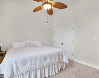 181 E Reed Avenue - Photo Thumbnail 18