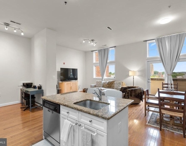 181 E Reed Avenue - Photo Thumbnail 8