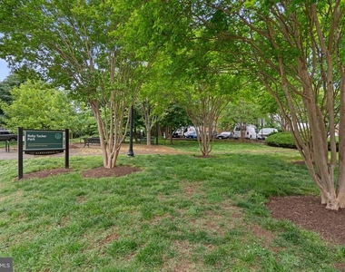 181 E Reed Avenue - Photo Thumbnail 30