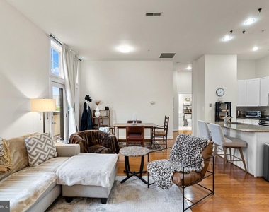 181 E Reed Avenue - Photo Thumbnail 15