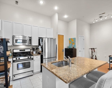 181 E Reed Avenue - Photo Thumbnail 7