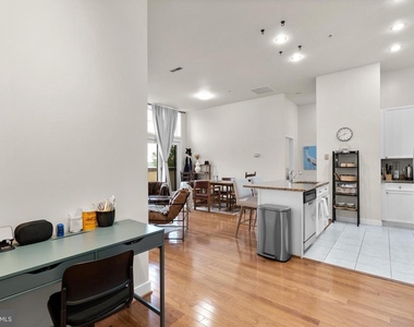 181 E Reed Avenue - Photo Thumbnail 6