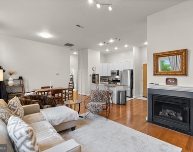 181 E Reed Avenue - Photo Thumbnail 11