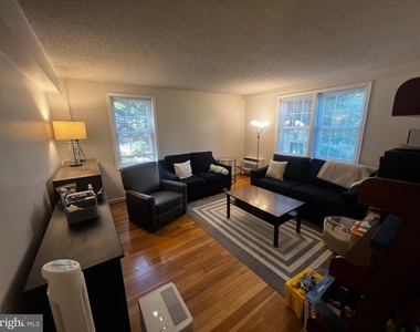 222 N George Mason Drive - Photo Thumbnail 1