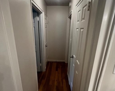 222 N George Mason Drive - Photo Thumbnail 11