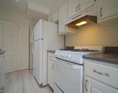2161 N Brandywine Street - Photo Thumbnail 2